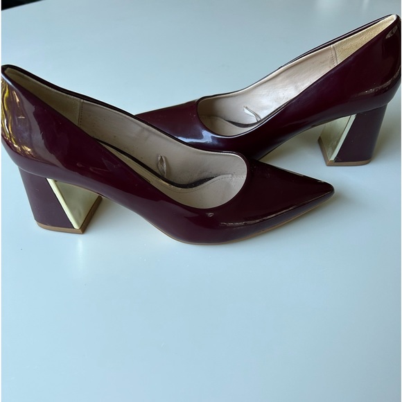 ZARA BASIC BURGUNDY/GOLD SHOES - Picture 2 of 5